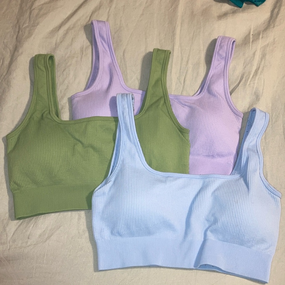 OQQ Three pack sports bras